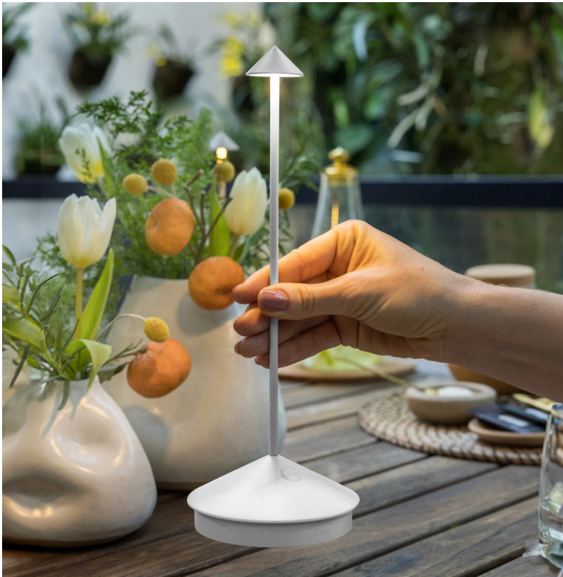 Pina  Zafferano lampada da tavolo ricaricabile